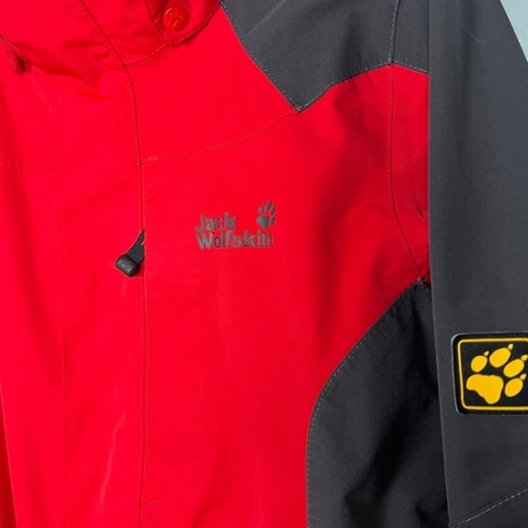 Jack Wolfskin Jacket - Picture 3 of 9